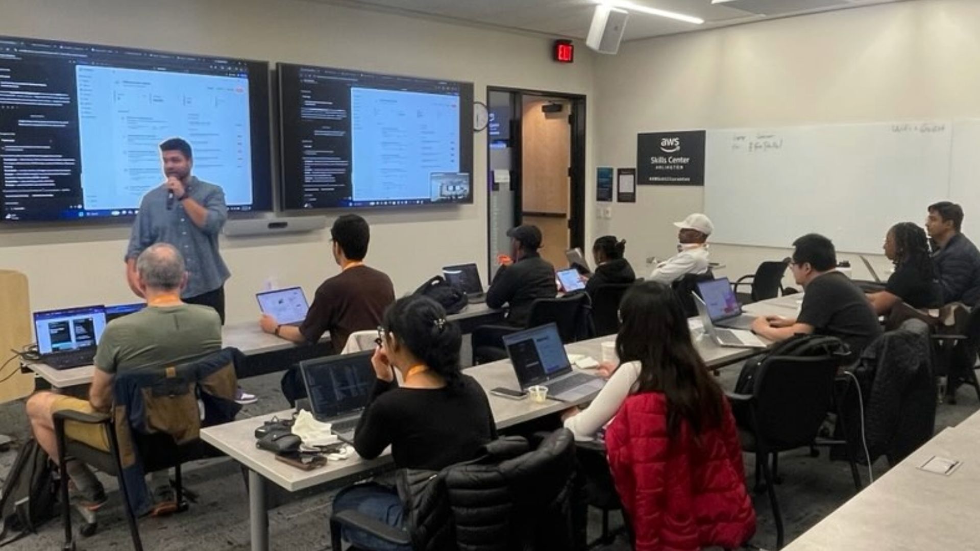 Erich Kottke Teams Up With VIBE Connect to Put On a Lovable Masterclass at AWS Skills Center